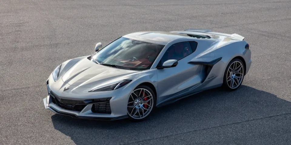 Chevy выпускает первую официальную фотографию Corvette Z06 2023 года