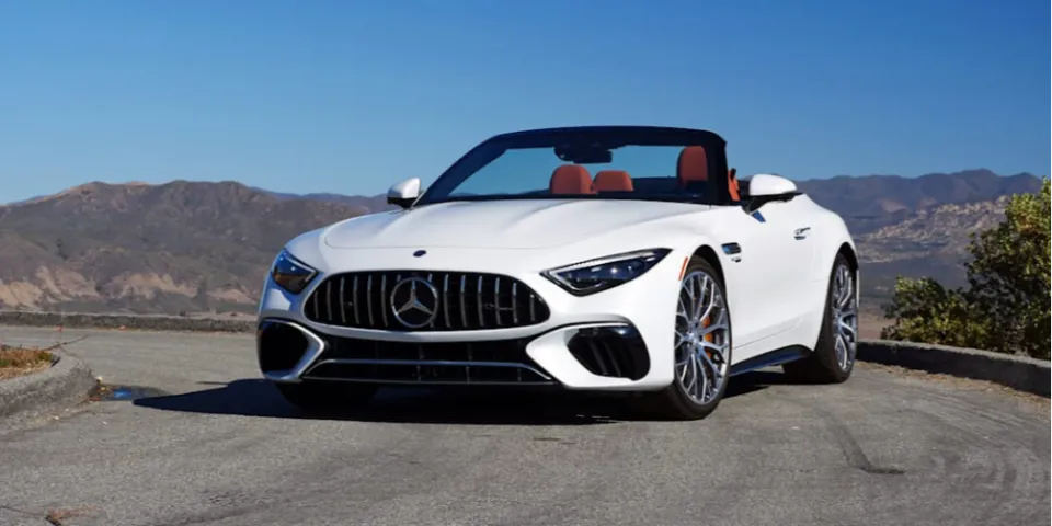 Mercedes-Benz SL может получить первый четырехцилиндровый двигатель почти за 60 лет