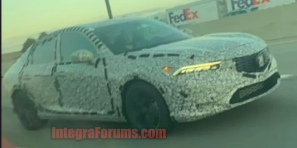 2023 Acura Integra на фотографиях шпиона выглядит немного похожей на Civic