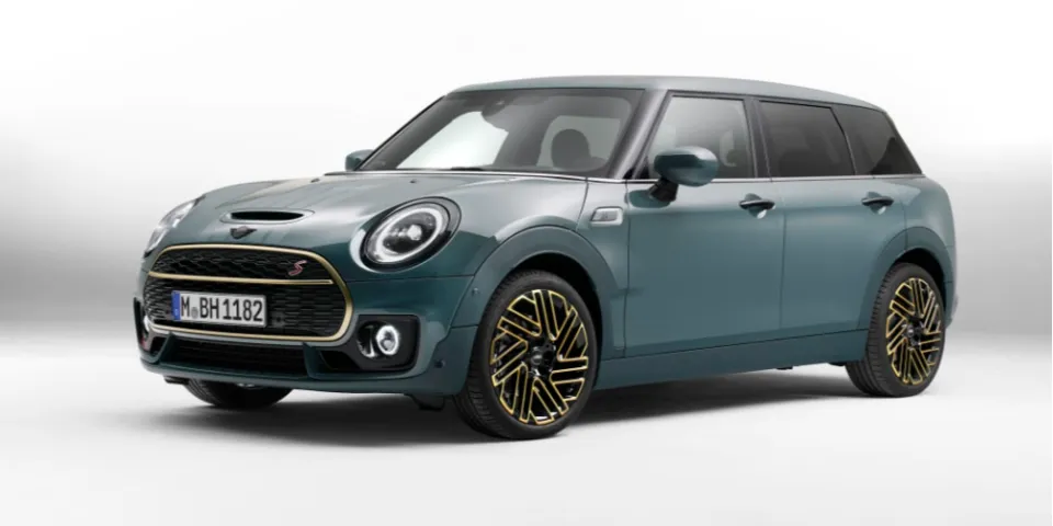 Mini показывает специальные издания Untold, Resolute и Untamed для 2023 года