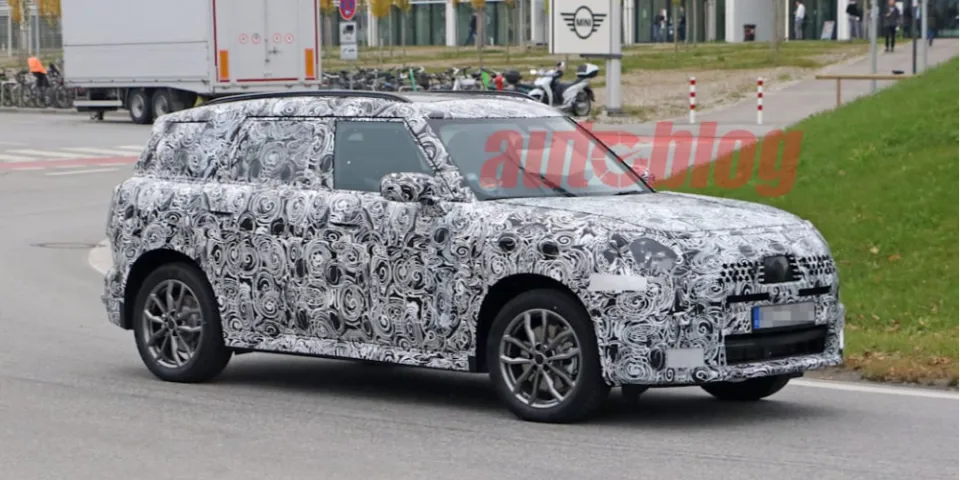 2023 Mini Countryman PHEV может получить 322 лошадиные силы