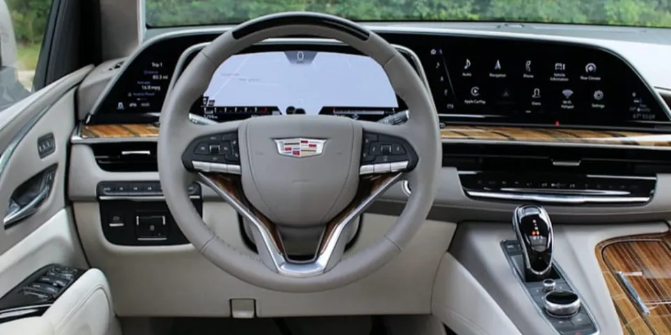 GM планирует 50 новых цифровых функций и услуг по подписке к 2026 году