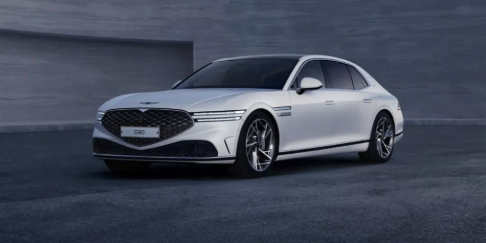 Интерьер нового Genesis G90 - смелый, красочный и наполненный декадансом