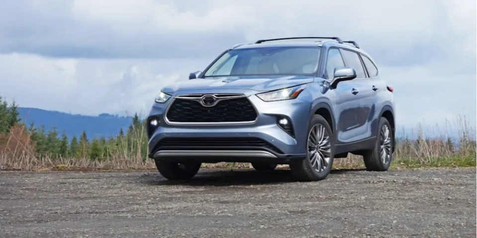 Обзор 2022 Toyota Highlander | Что нового, расход топлива гибрида, фотографии, цены