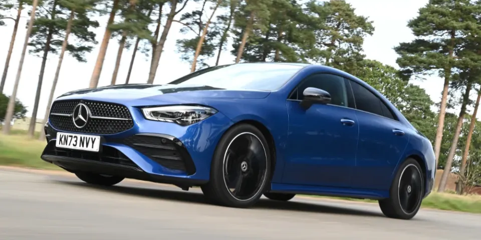 Обзор обновленного Mercedes CLA 2023: высококлассное и стильное четырехдверное купе