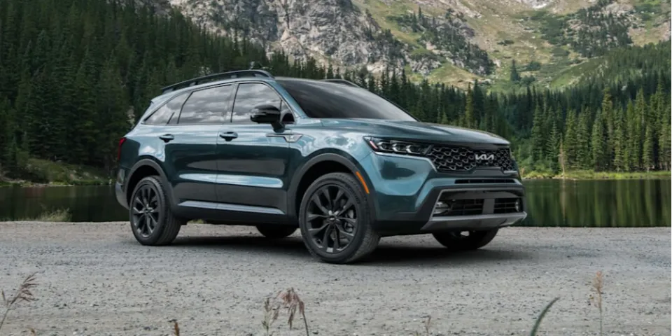 Обзор Kia Sorento 2022 | Альтернативный трехрядный внедорожник