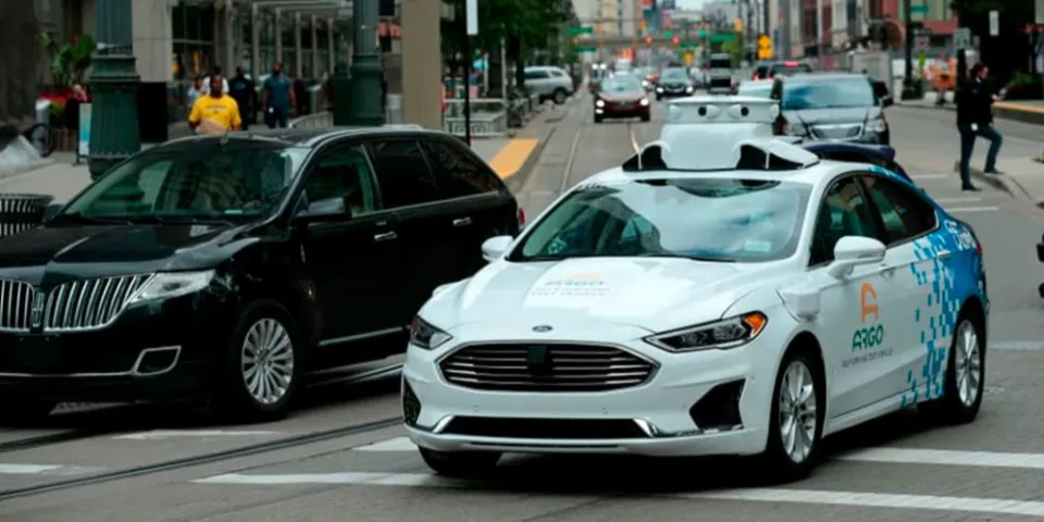 Argo стандартизирует поведение самоуправляемых автомобилей в отношении велосипедистов