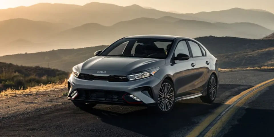 Kia Forte получает обновленный дизайн и улучшенные технологии