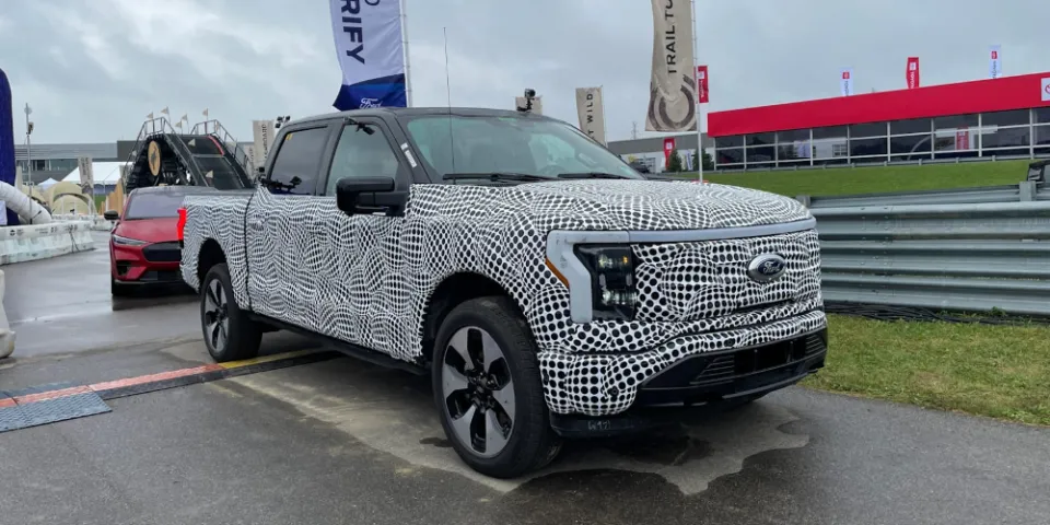 Ford F-150 Lightning прототип первая поездка | Ездил как Байден