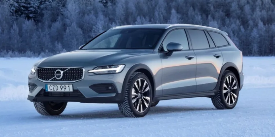 Лучшие автомобили для снега и льда в 2023 и 2024 году