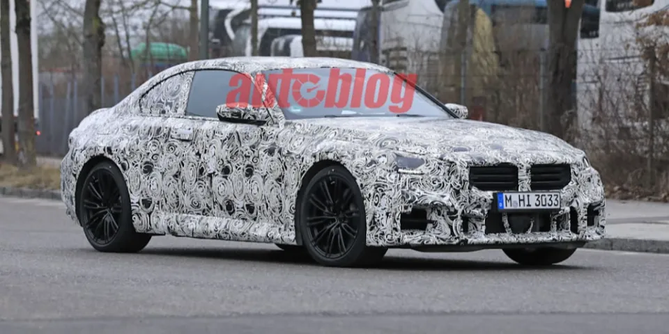 BMW представит новое поколение M2 и облегченный вариант M4 в этом году