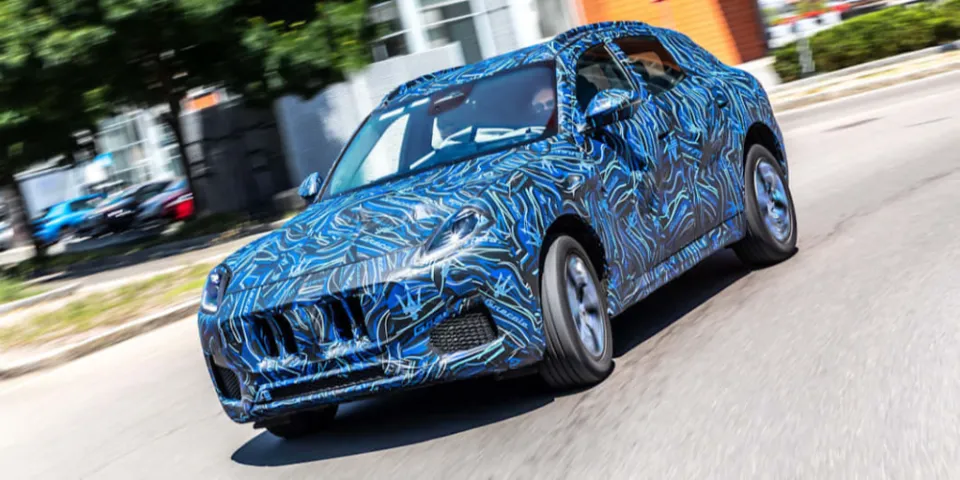Кроссовер Maserati Grecale получает дату выхода в свет