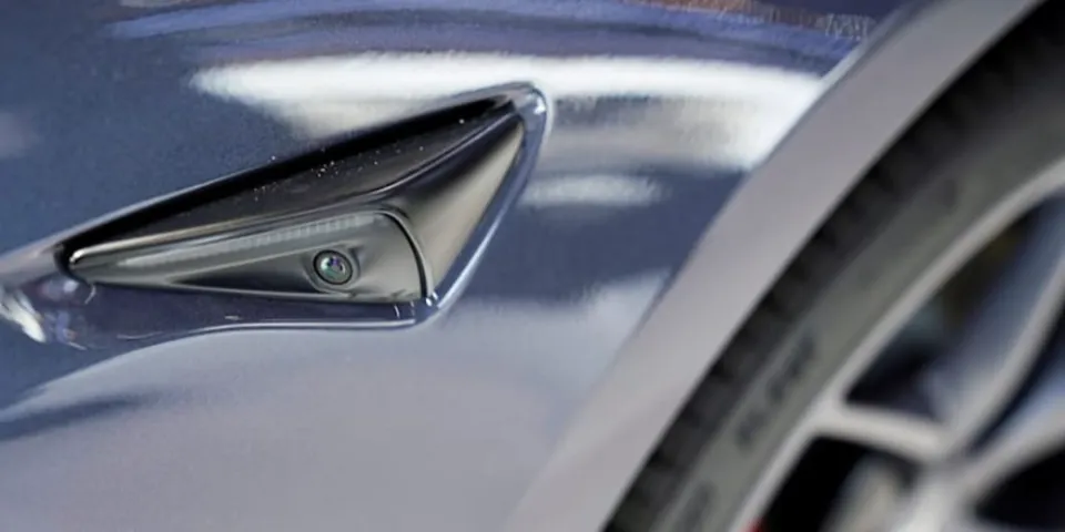 NHTSA отказалась расследовать жалобу 2019 года на неаварийные пожары Tesla