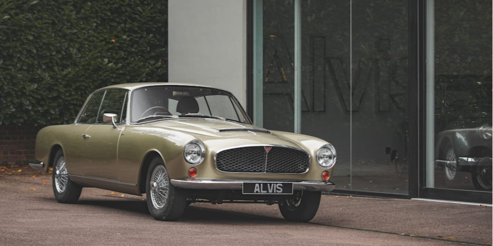 Продолжение Alvis Graber Super Coupe - машина времени 1960-х годов