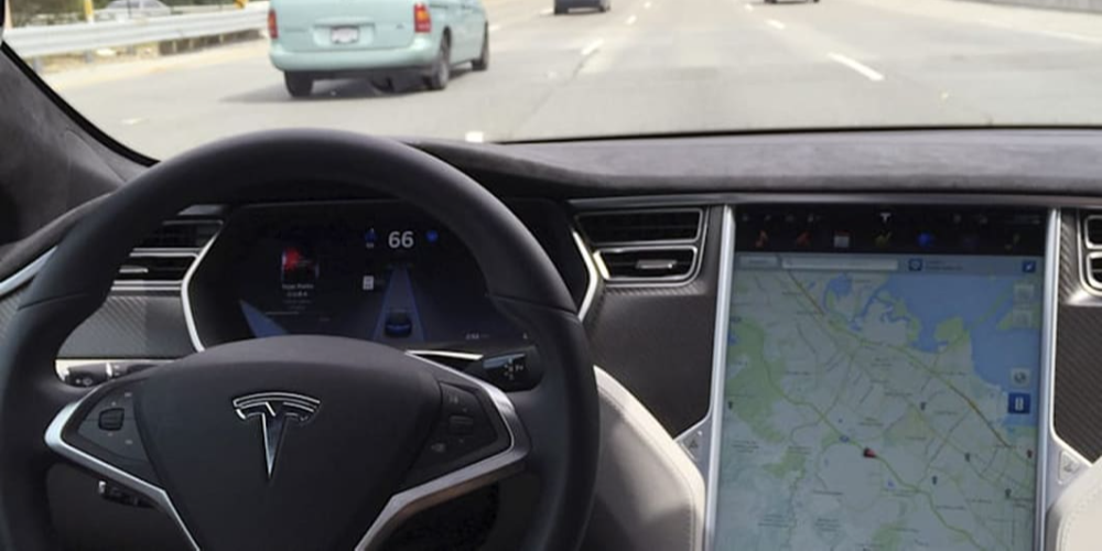 Tesla откладывает развертывание своего программного обеспечения Full Self-Driving до 8 октября