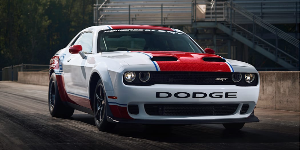 Dodge Challenger может получить уменьшенную турбированную шестерку с прямым расположением цилиндров