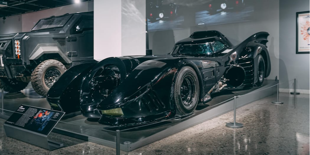 Автомобили из фильмов получили главную роль в новой экспозиции музея Петерсена